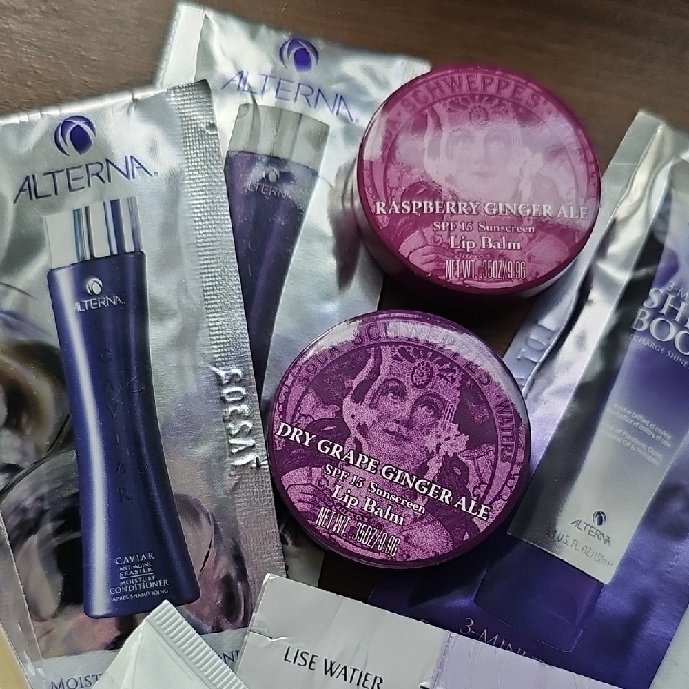 New Self Care Travel Set Thymes Altera Philosphy Lip Balm Sephora Samples Body - Picture 3 of 12